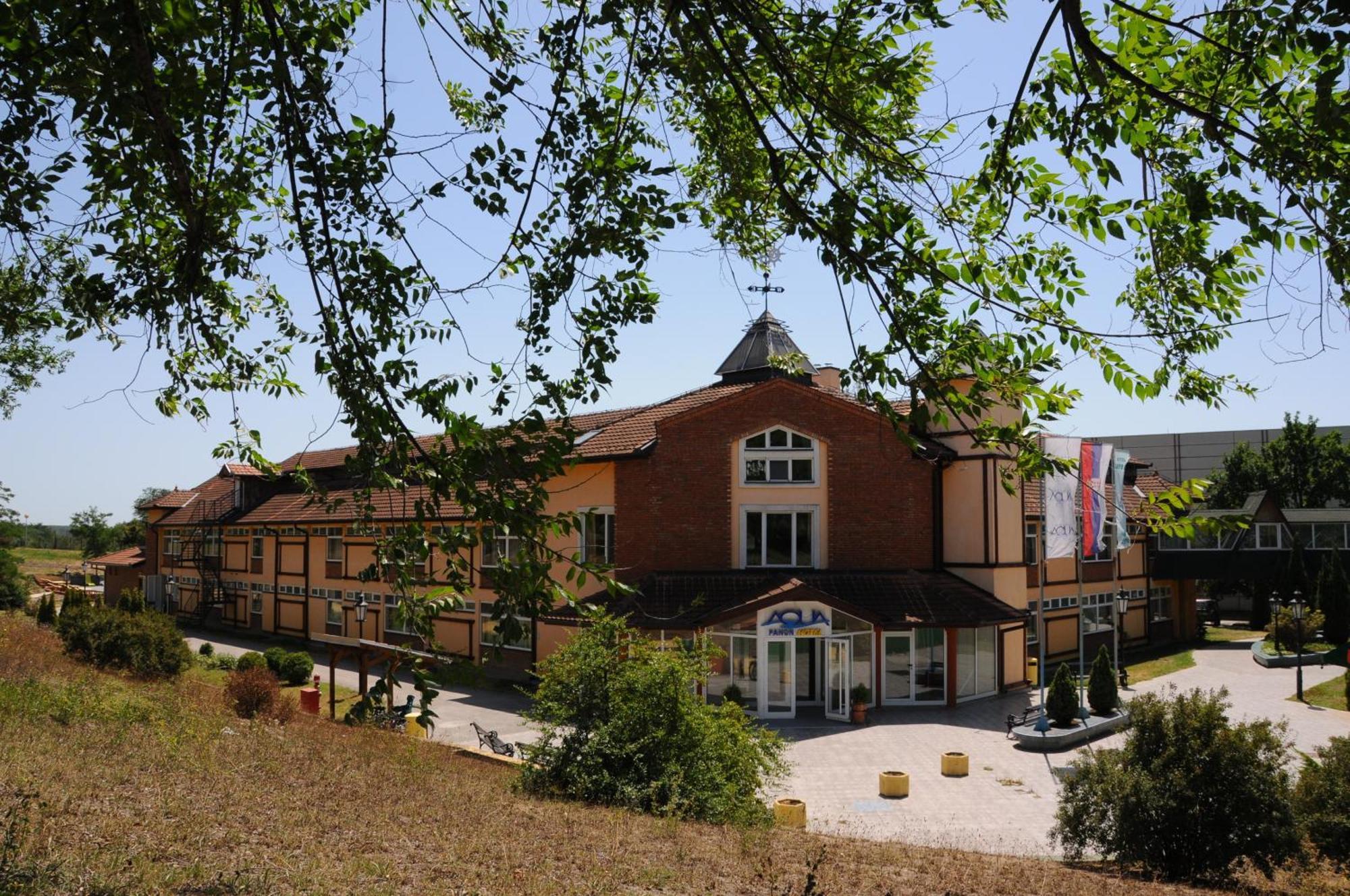 Hotel Aqua Panon Канижа Экстерьер фото