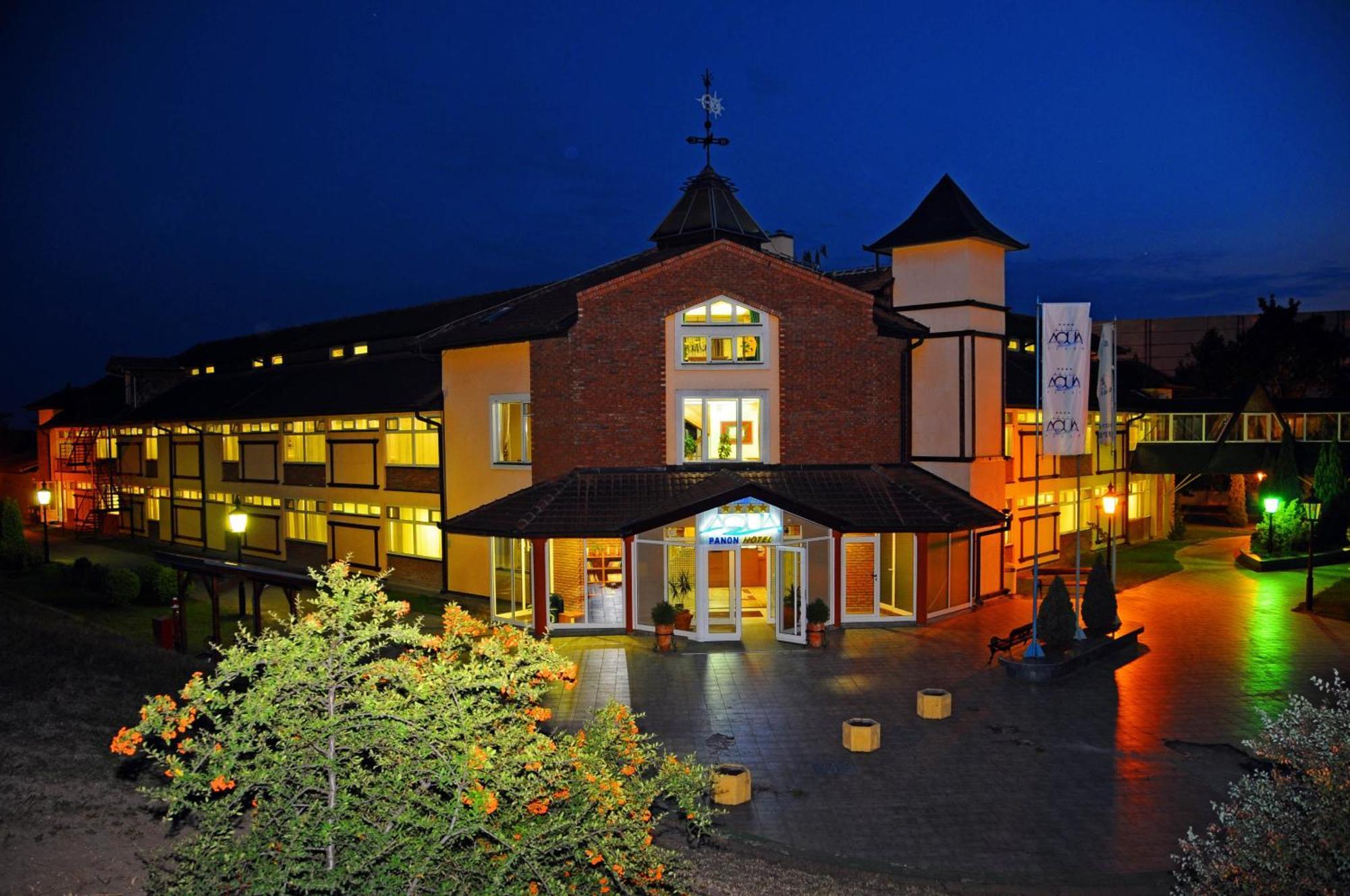 Hotel Aqua Panon Канижа Экстерьер фото