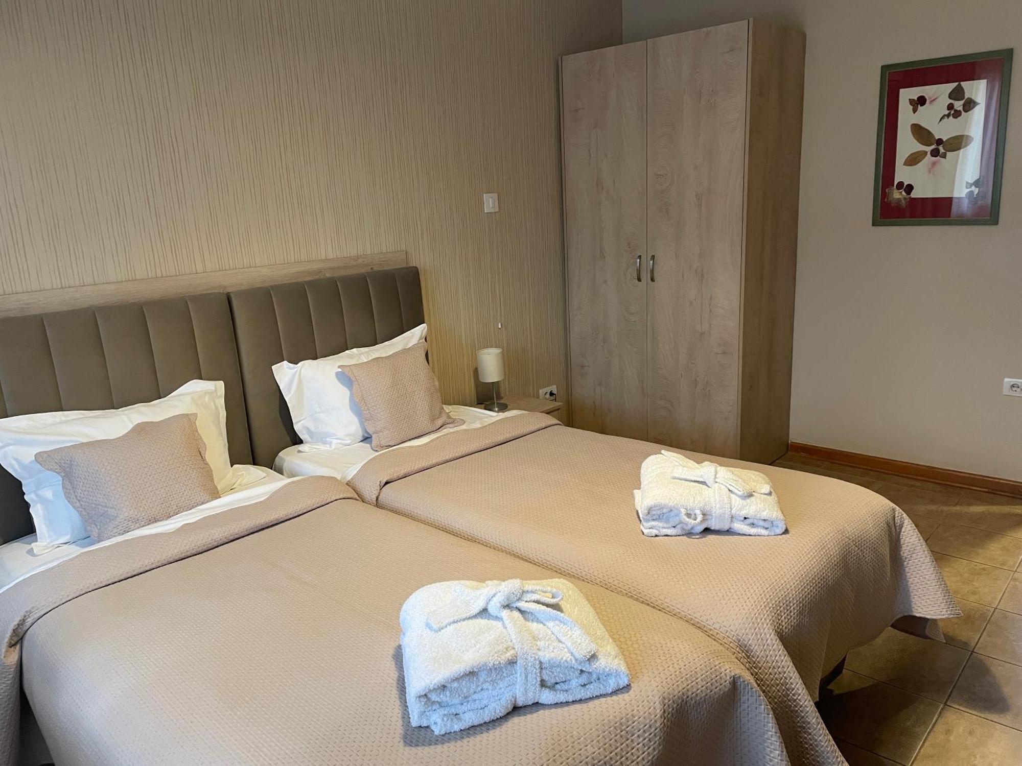 Hotel Aqua Panon Канижа Экстерьер фото