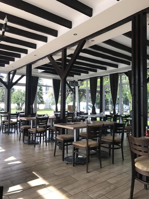 Hotel Aqua Panon Канижа Экстерьер фото